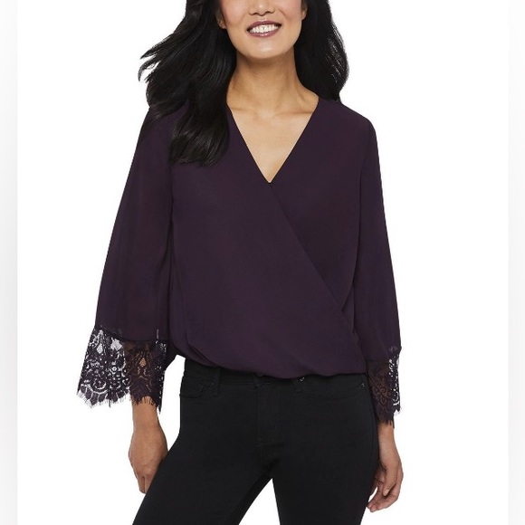 LADIES BLOUSE - Picture 1 of 4